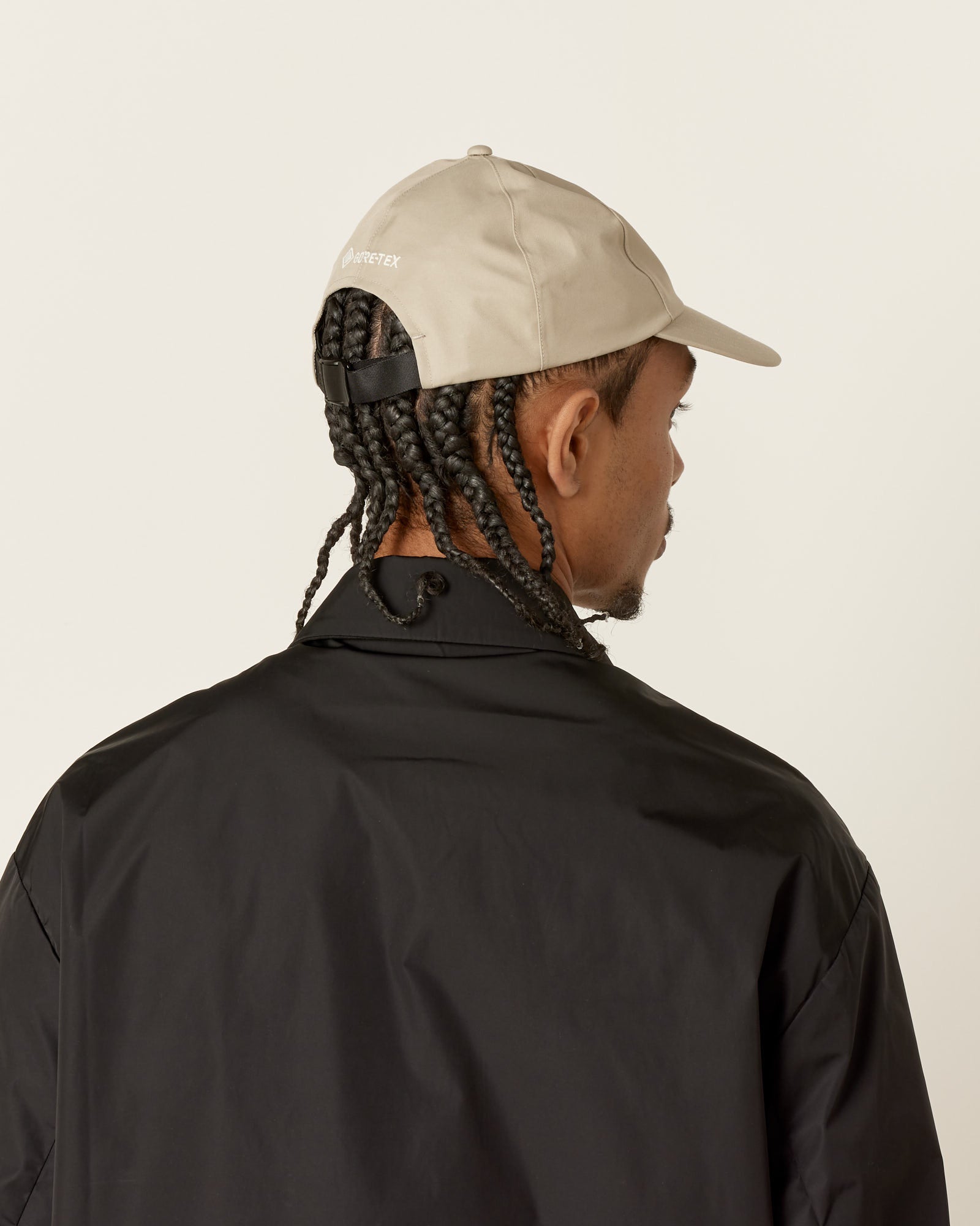 2L GORE-TEX Cap in Pale Grey