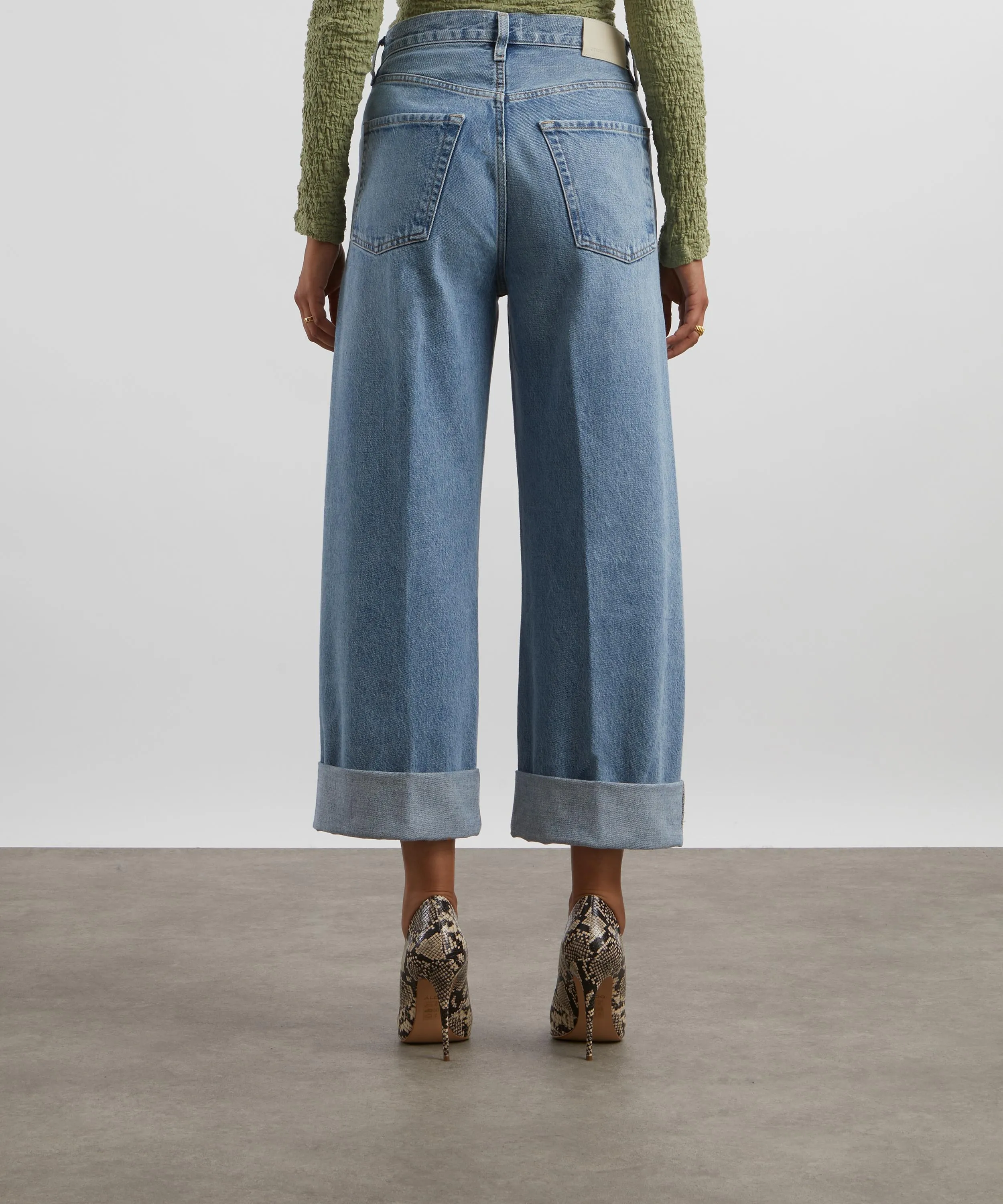 Ayla Baggy Cuffed Crop Jeans in Gemini