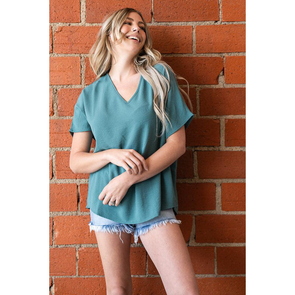 Entro Short Sleeve V Neck Blouse in Forest