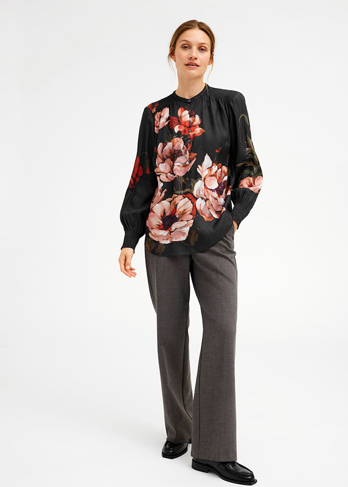 Gustav Sikka shirt with smock 50637 Skjorte - Dark Chocolate w. Coral Print